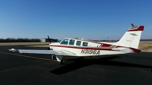 Beechcraft Bonanza (36) (N3196A)