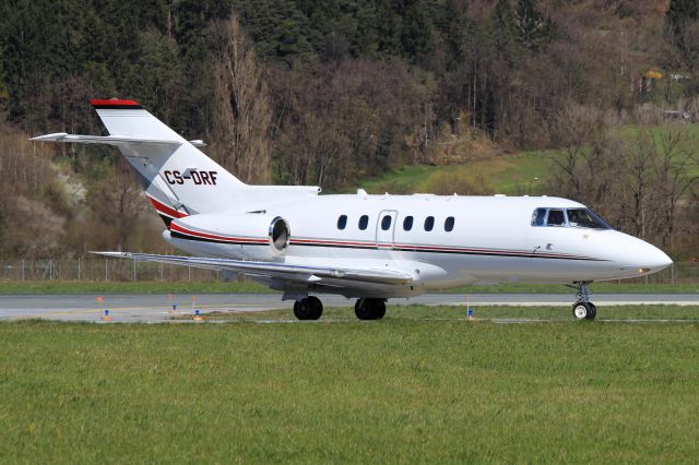 Hawker 800 (CS-DRF)