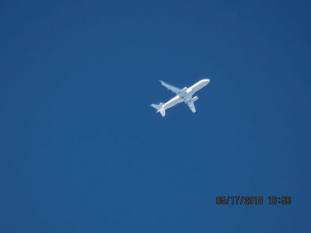 Embraer 175 (N85356)