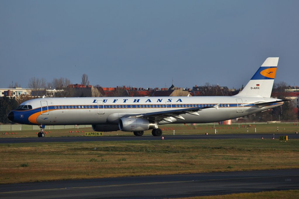 Airbus A321 (D-AIRX)