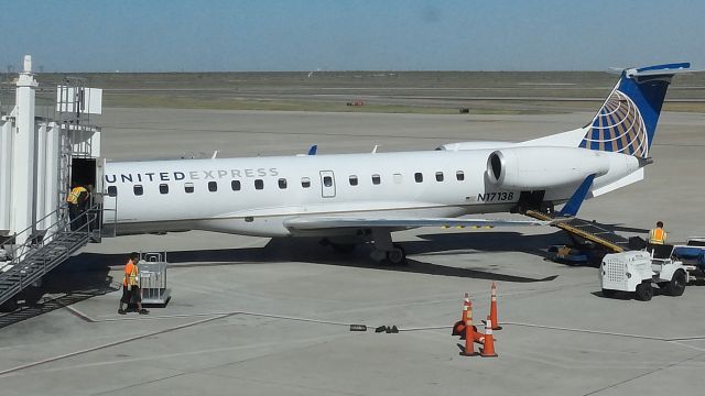 Embraer ERJ-135 (N17138) - N17138 at KMAF gate 1B