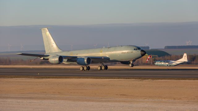 Boeing C-135B Stratolifter (F-UKCN)