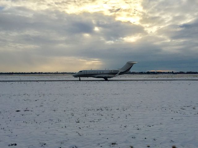 Canadair Challenger 350 (N788QS)