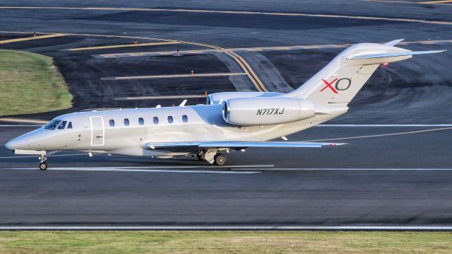 Cessna Citation X (N717XJ)