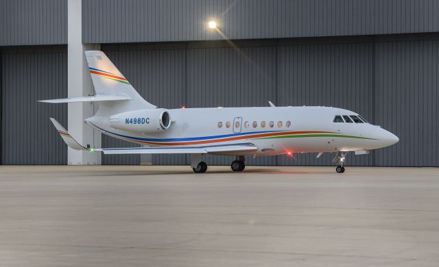 Dassault Falcon 2000 (N498DC) - Ramp @KDPA.