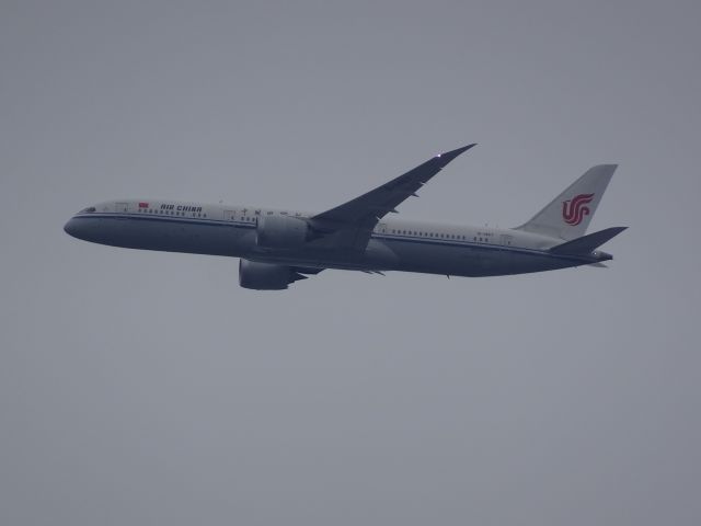 Boeing 787-9 Dreamliner (B-1467) - On approach to Newark over central NJ