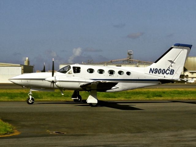 Cessna 421 (N900CB)