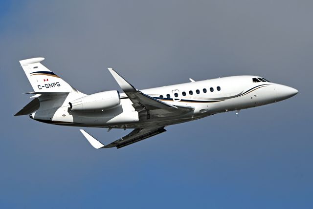 Dassault Falcon 2000 (C-GNPG)