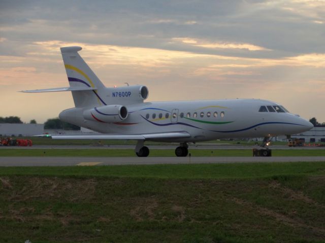 Dassault Falcon 900 (N7600P)