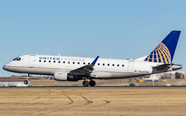 Embraer 170/175 (N645RW)