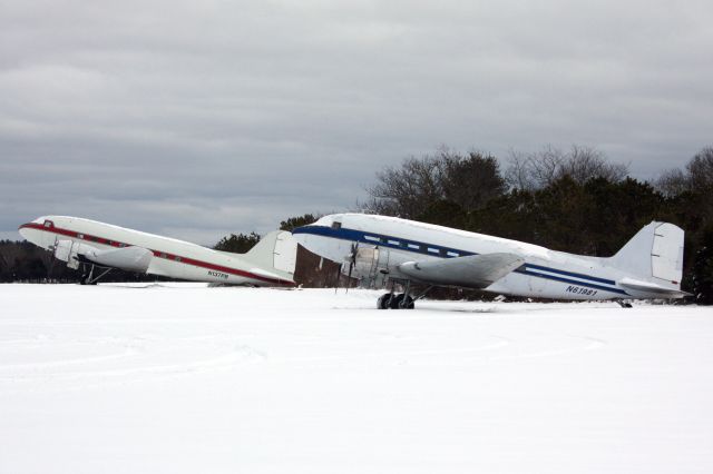 Douglas DC-3 (N61981) - A pair of DC 3's (N61981 & N137PB) rest on a snowy Cape Cod Airfield where they are based on 2/13/21. 