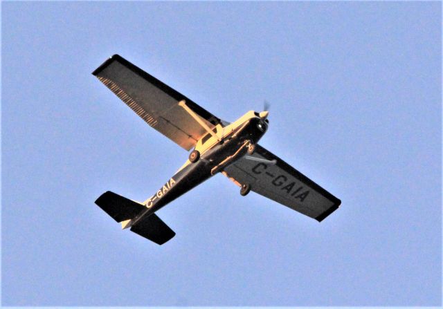 C-GAIA — - C-GAIA Cessna 152 CARGAIR LTD. survolant la ville de Lavaltrie QC. le 10-05-2022 à 19:57