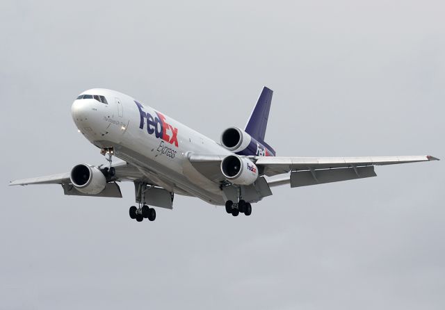 McDonnell Douglas DC-10 (N370FE)