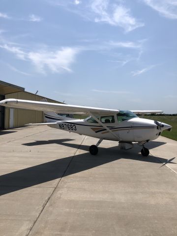 Cessna Skylane (N97683)