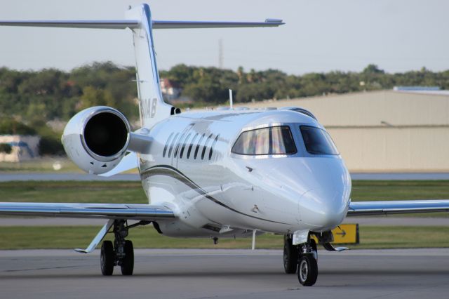 Learjet 45 (N30AB)