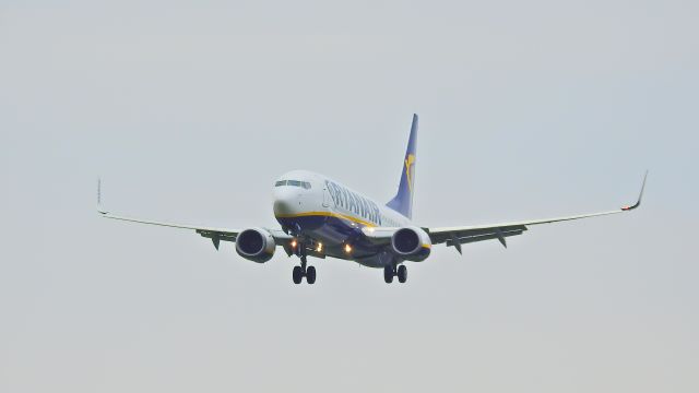 Boeing 737-800 (EI-EVZ) - Spotting EPLB/LUZ