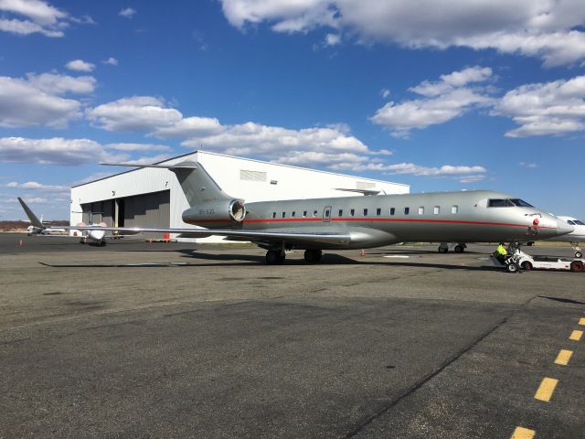 Bombardier Global Express (9H-VJG)