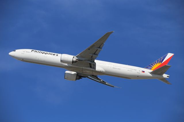 BOEING 777-300ER (RP-C7777)