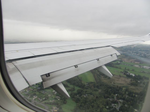 Boeing 737-800 —