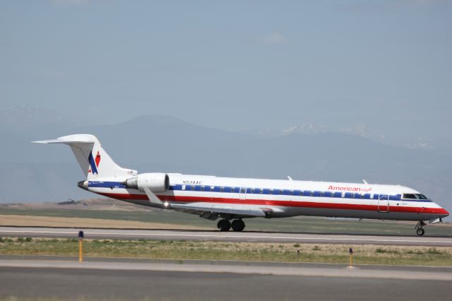 Canadair Regional Jet CRJ-700 (N534AE) - Landing on 34R.