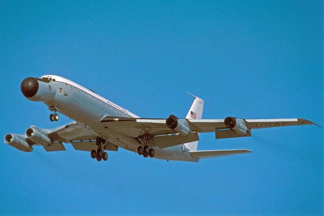 Boeing 707-300 (81-0892) - Boeing EC-18B 81-0892 of the 452nd Flight Test Squadron on approach to Air Force Plant 42 at Palmdale on September 24, 1999. It carries Boeing construction number 17636 and was delivered to American Airlines as 707-323C N7567A on October 2, 1967. The Air Force acquired it on February 2, 1982. 