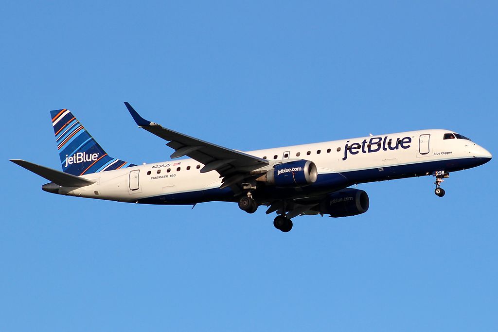 Embraer ERJ-190 (N238JB) - “BlueClipper”