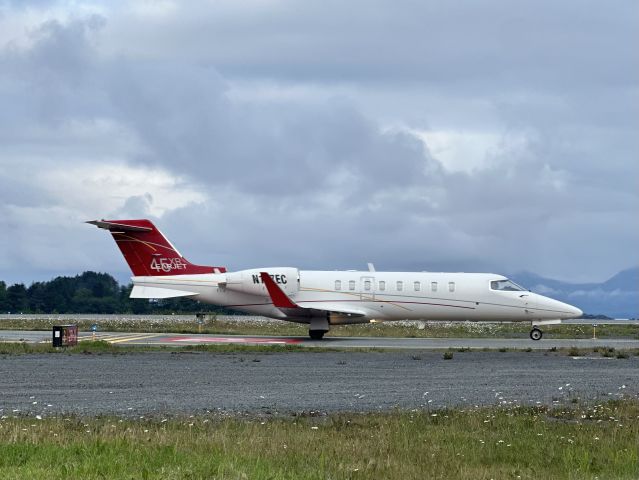 Learjet 45 (N197EC)