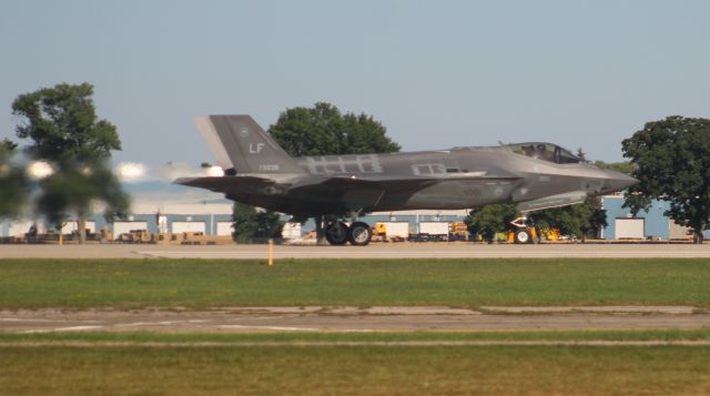 Lockheed F-35C (AALF5038) - A Lockheed Martin F-35 Lightning II hauling it down Runway 18 for takeoff at Airventure 2017, Wittman Regional Airport, Oshkosh, WI - July 29, 2017.