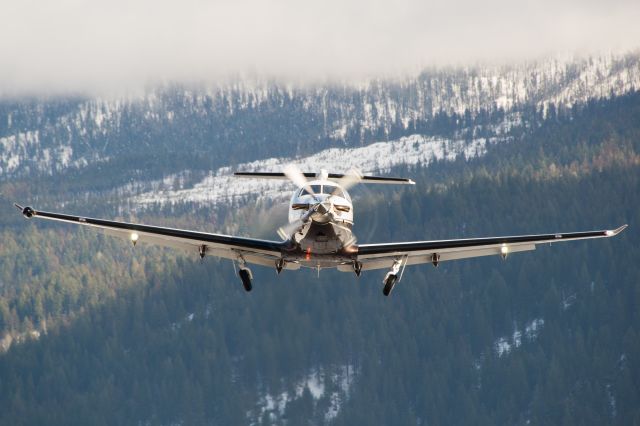 Pilatus PC-12 (N535PC)