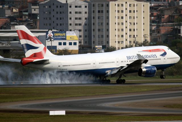 Boeing 747-400 (G-BYGE)