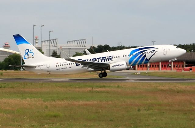 Boeing 737-800 (SU-GEH)