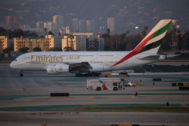 Airbus A380-800 (A6-EET)