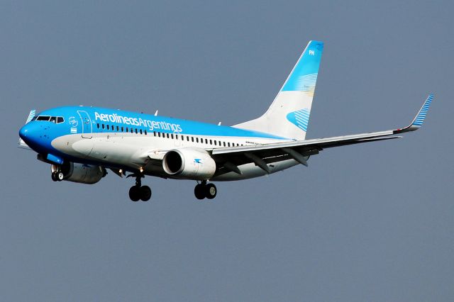 Boeing 737-700 (LV-CPH)