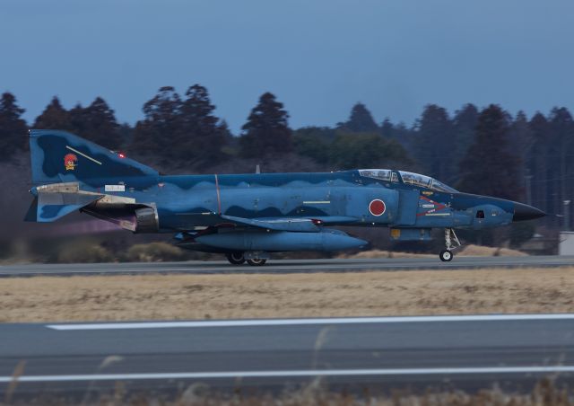 McDonnell Douglas F-4 Phantom 2 (47-6905) - RF-4EJ of the 501st Tactical Reconnaissance Squadron departing Hyakuri Air Base for an evening sortie (please view in "full" for highest image quality)