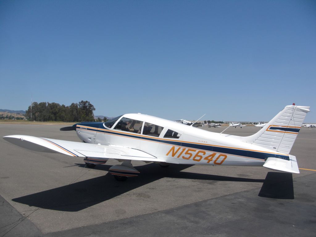 Piper Cherokee (N15640) - 1972 Piper PA-28-180 Cherokee Challenger at KVCB (Nut Tree) after flight to coast and back.