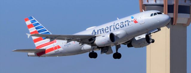 Airbus A319 (N765US) - phoenix sky harbor international airport 08FEB20