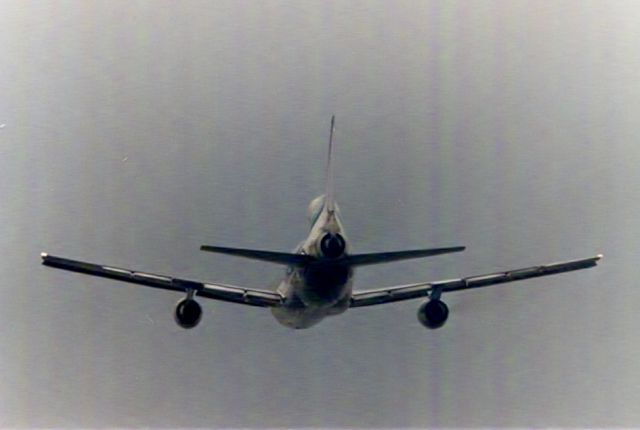 Lockheed L-1011 TriStar — - KEWR Early 80s