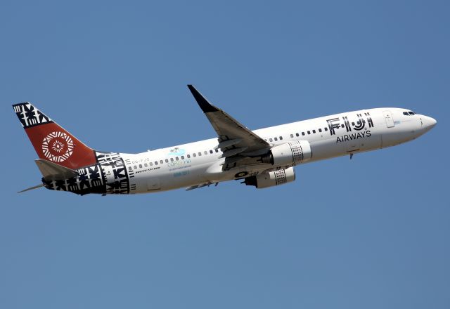 Boeing 737-800 (DQ-FJG) - Climbing From Rwy 34L