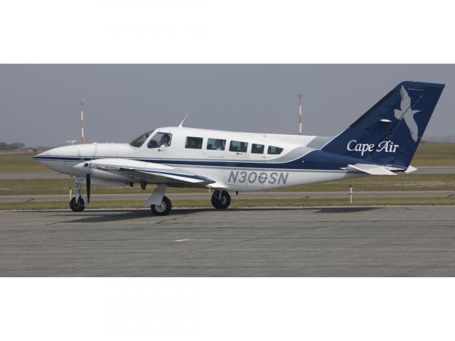 Cessna 402 (N300SN)