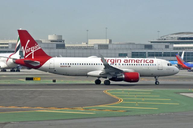 Airbus A320 (N363VA)