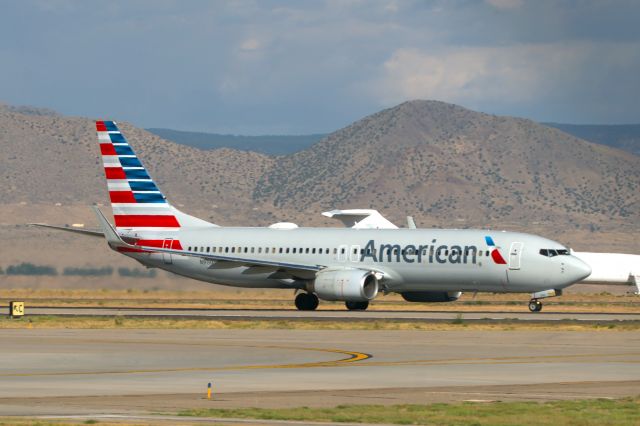 Boeing 737-800 (N919AN)