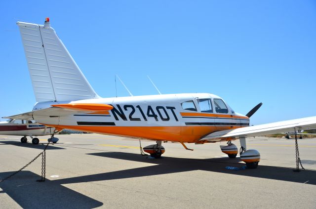 Piper Cherokee (N2140T)