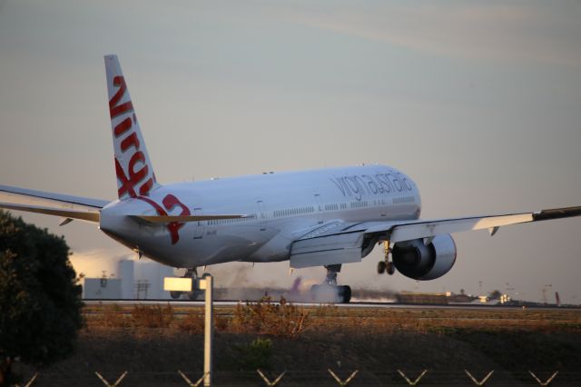 BOEING 777-300ER (VH-VPE)