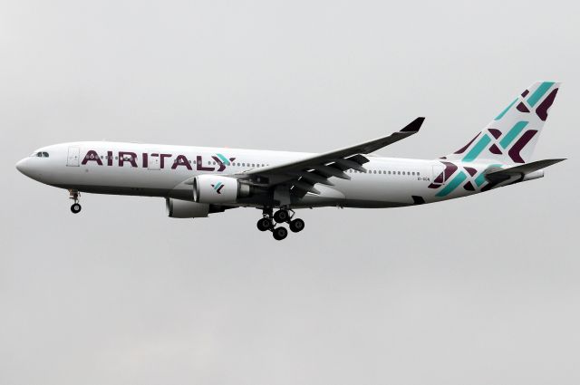 Airbus A330-200 (EI-DDN) - 'Air Italy 901' arriving from Milan