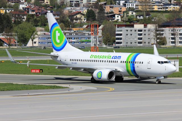 Boeing 737-700 (PH-XRY)