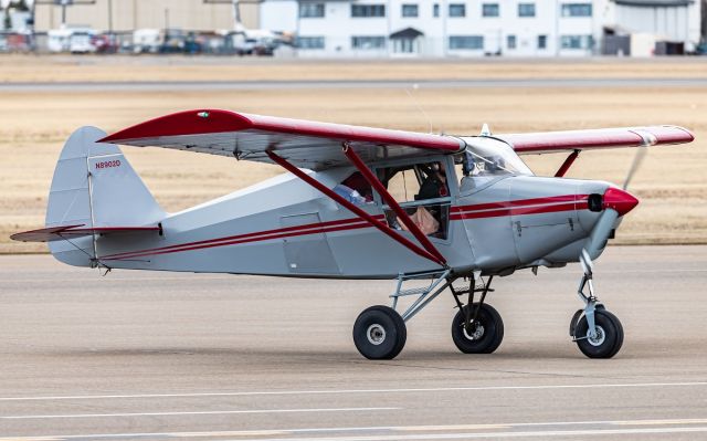 Piper PA-22 Tri-Pacer (N8902D)