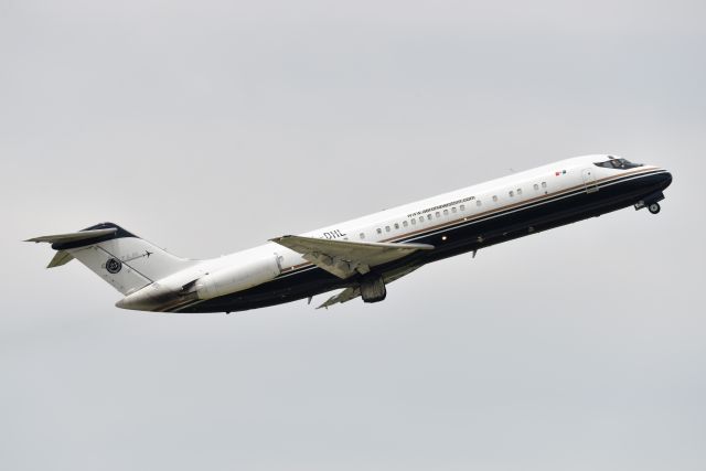 McDonnell Douglas DC-9-30 (XA-DHL) - 5-L 05-26-23