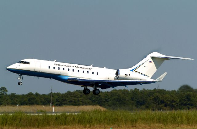 Bombardier Global 5000 (N47) - FAA Tech Ctr R&D Aircraft