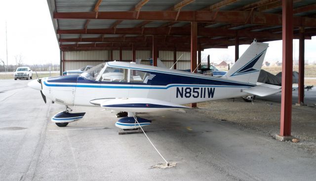 Piper Cherokee (N8511W)