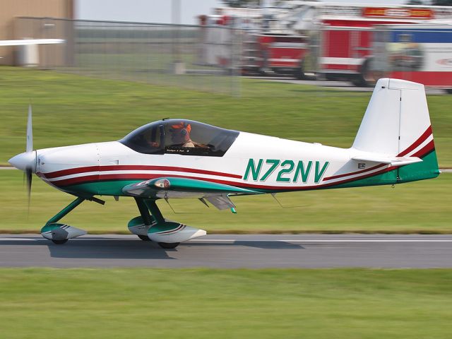 Vans RV-7 (N72NV)